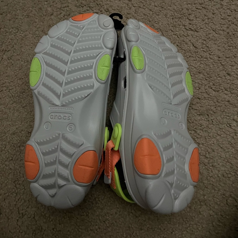 Crocs - Picture 2 of 3
